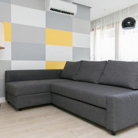 Wronia Apartments Варшава Екстериор снимка