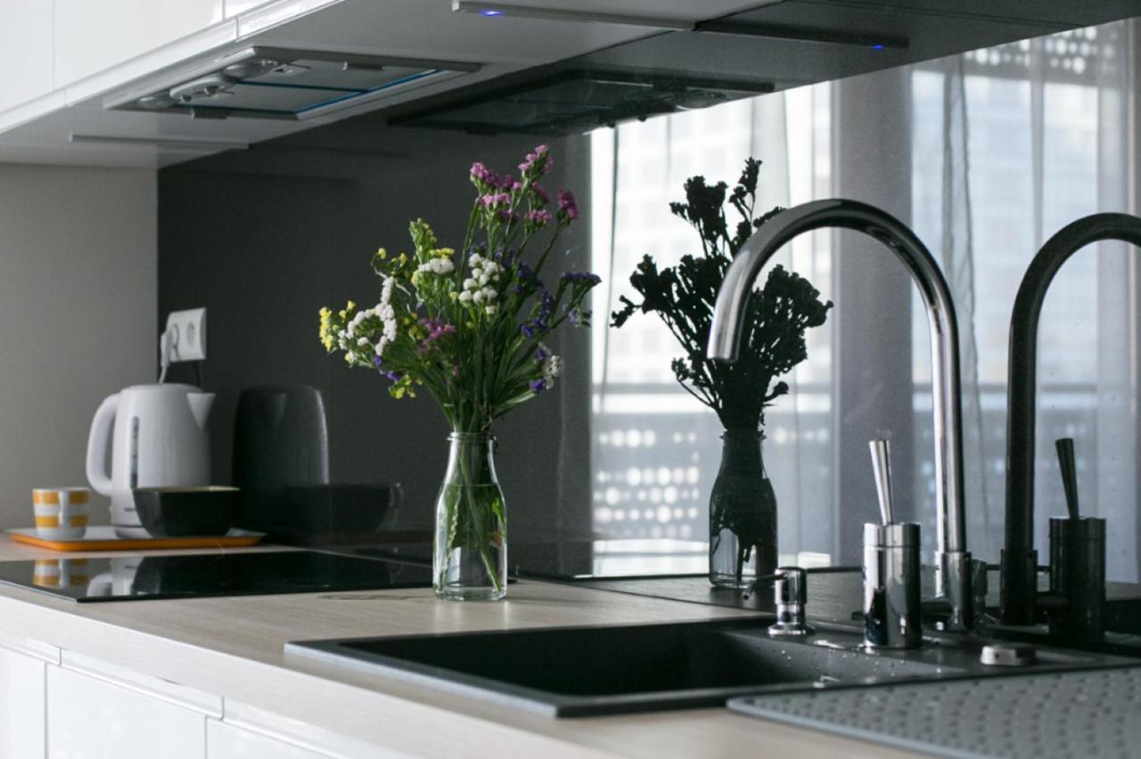 Wronia Apartments Варшава Екстериор снимка